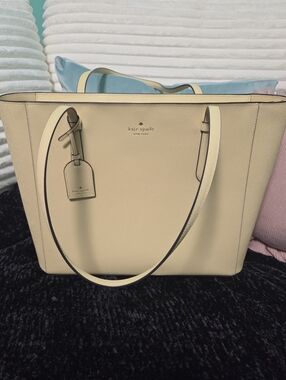 Kate Spade Schuyler Tote